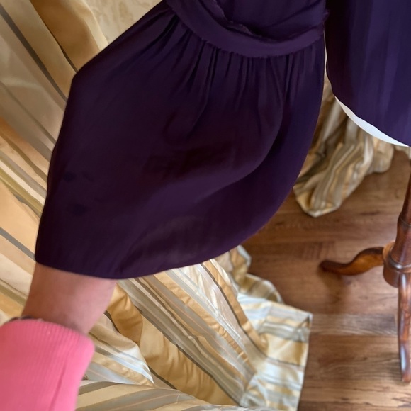 RAMY BROOK PLUM SILK V-neck Cold Shoulder sheer detail & bell sleeve top XS - Picture 4 of 8